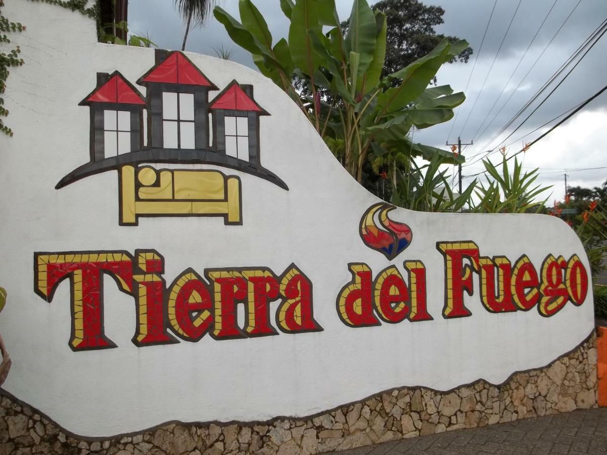 Hotel Tierra Del Fuego La Fortuna Екстер'єр фото